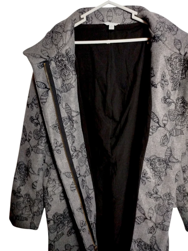 ABRIGO ESTAMPADO DE ROSAS